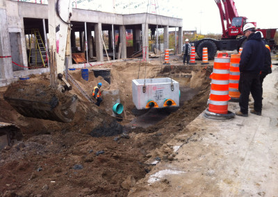 Service d’entrepreneur en raccordement et branchement égout et entrée eau à Mirabel, Saint-Eustache, Laval et sur la Rive-Nord de Montréal / Excavation Mirabel