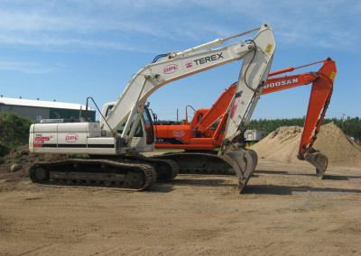 Service de location de machinerie lourde et de camion avec operateur à Mirabel, Saint-Eustache, Laval et sur la Rive-Nord de Montréal / Excavation Mirabel