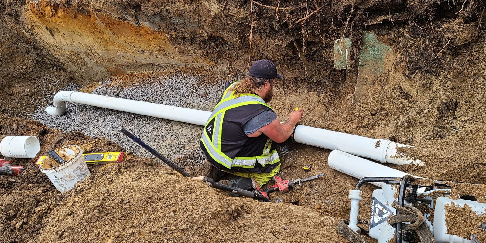 Service de branchement d’égout et entrée d’eau à Mirabel, Laurentides, Lanaudière, Rive-Nord, Rive-Sud, Laval, Montréal / Excavation Mirabel